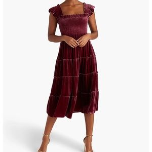 The Hill House Ellie Nap Dress in burgundy velvet. Never worn with tags